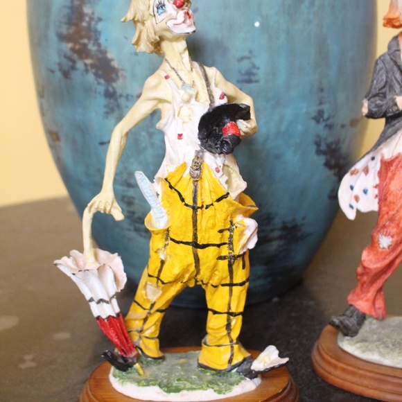 Lot of 4 Big top musical band circus clowns Resin Cast Hand panted - Picture 2 of 15